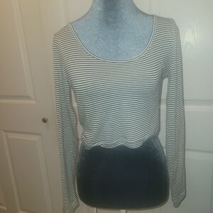 NWT Black & White Striped Crop Top By Gianni Bini